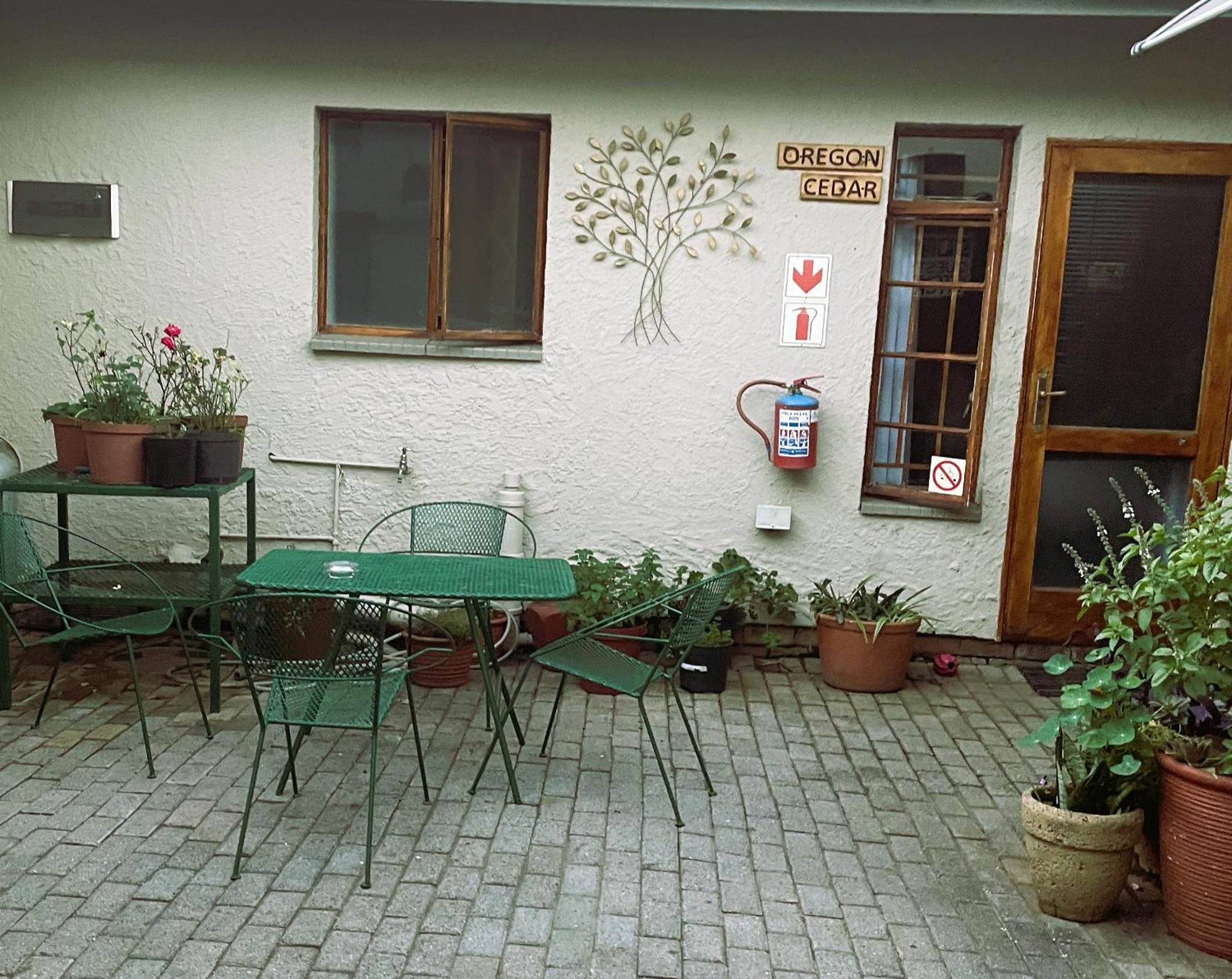 Celtis Lane Guest House Boksburg Eksteriør billede
