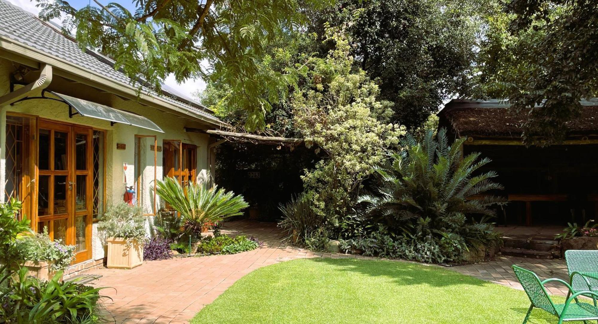 Celtis Lane Guest House Boksburg Eksteriør billede