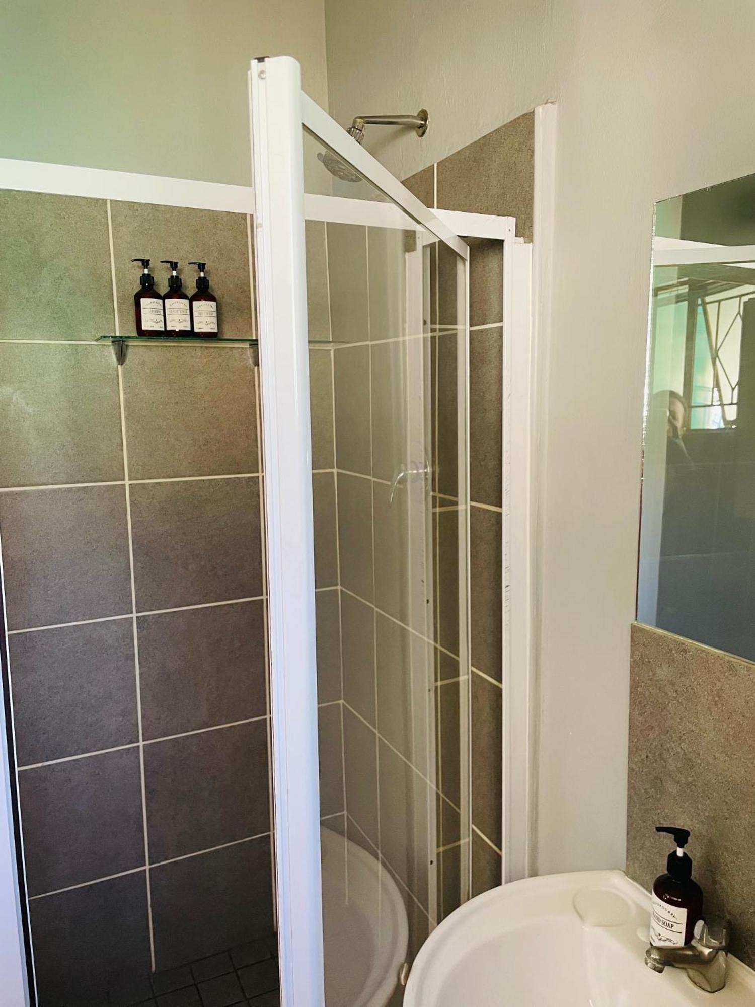 Celtis Lane Guest House Boksburg Eksteriør billede