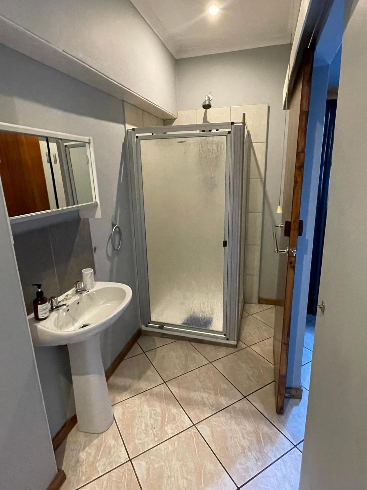 Celtis Lane Guest House Boksburg Eksteriør billede