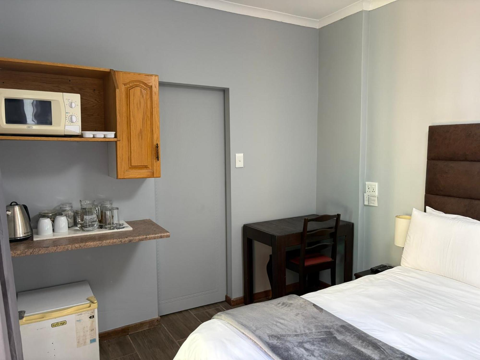 Celtis Lane Guest House Boksburg Eksteriør billede